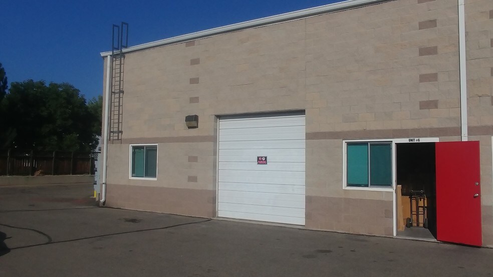 More Photos Of 275 Waneka Pky, Lafayette Freestanding For Lease