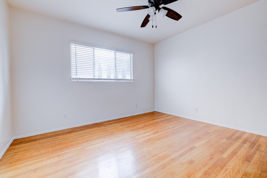 More Photos Of 1701 E Ocean Blvd, Long Beach Apartments For Sale