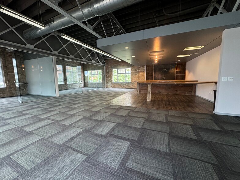 More Photos Of 300 Ionia Ave SW, Grand Rapids Office For Sale
