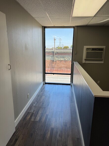 More Photos Of 1206 S Amphlett Blvd, San Mateo Warehouse For Lease
