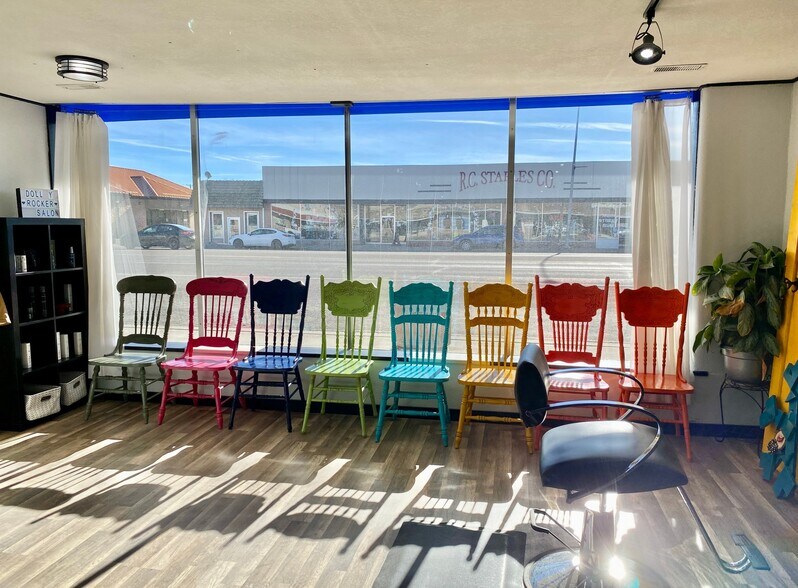 More Photos Of 252 W Main St, Delta General Retail For Sale