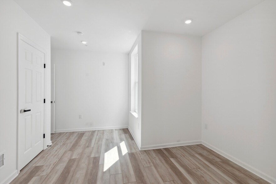 More Photos Of 890 N 42nd St, Philadelphia Multifamily For Sale