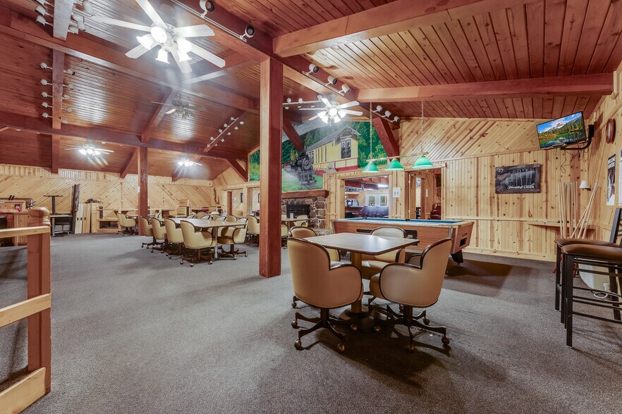 More Photos Of 21507 Seneca Trl, Marlinton Hotel For Sale