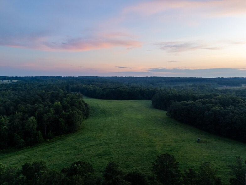 More Photos Of 2199 Roosterville Rd, Roopville Horse Stables For Sale