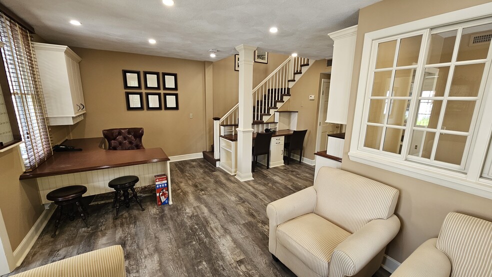 More Photos Of 52B Waltham St, Lexington Loft Creative Space For Lease