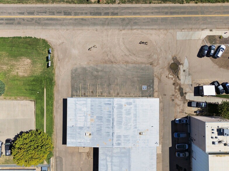 More Photos Of 2015-2017 2nd Ave, Greeley Warehouse For Lease