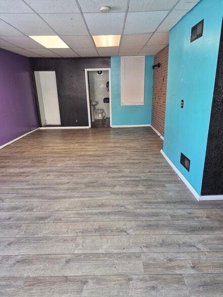 More Photos Of 1339-1341 N 2nd St, Harrisburg Storefront Retail Residential For Lease