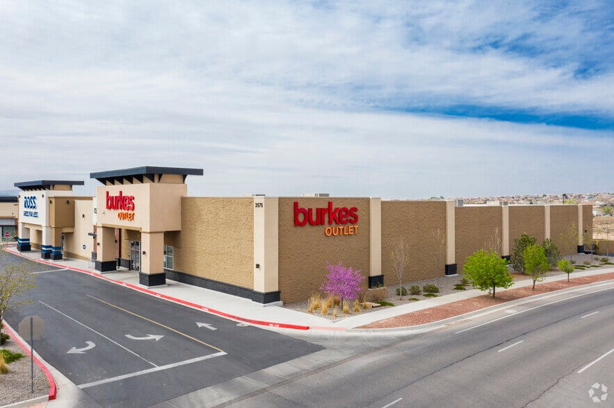 More Photos Of 7820 Enchanted Hills NE, Bernalillo Unknown For Lease