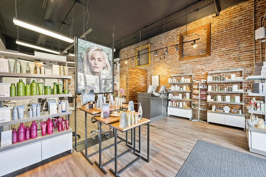 More Photos Of 3390 W 32nd Ave, Denver Storefront For Lease