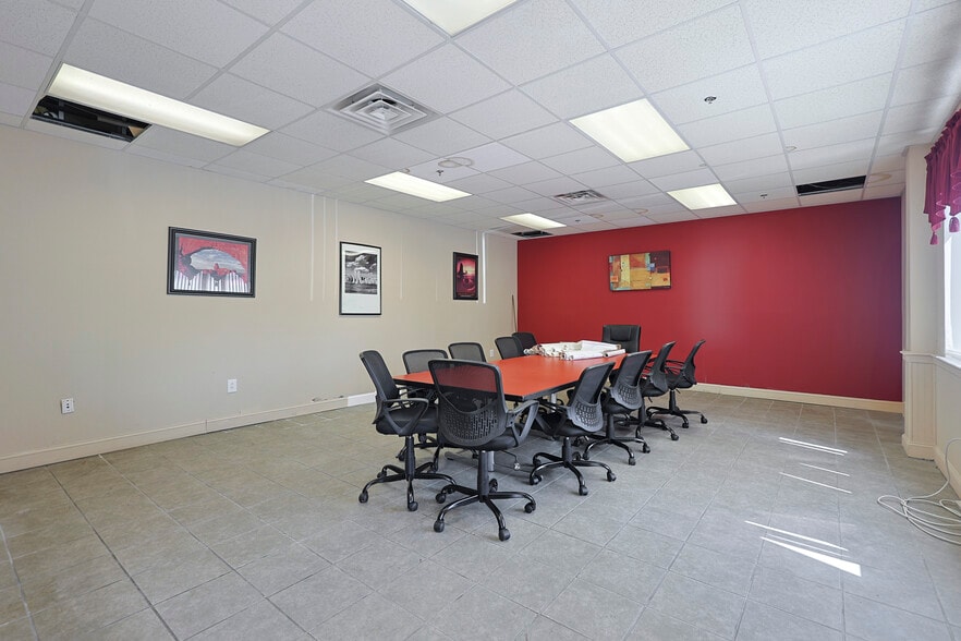 More Photos Of 125 Liberty St, Brockton Manufacturing For Lease