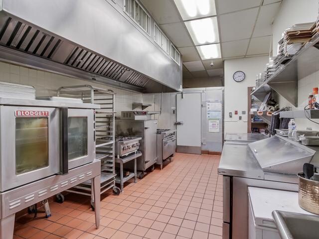 More Photos Of 110 Civic Center Dr, Vista Office For Sale