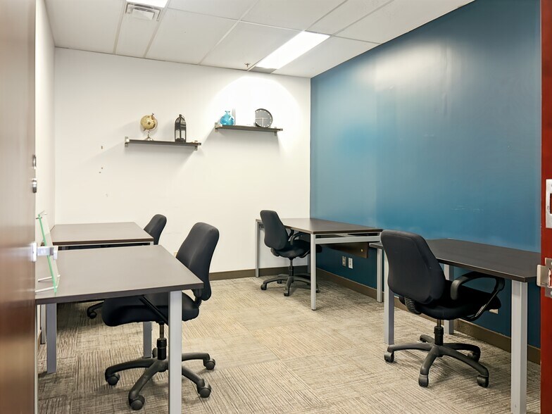 More Photos Of 1200 Av Mcgill College, Montréal Coworking Space