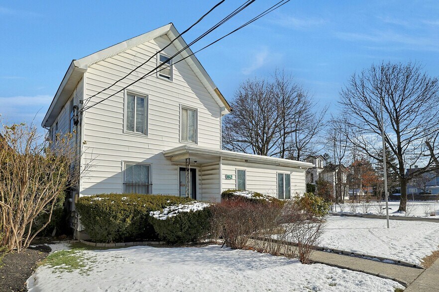 More Photos Of 162 Orange Ave, Suffern Office Residential For Sale