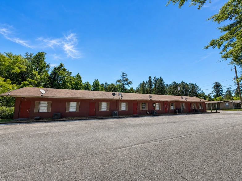 Primary Photo Of 110 College Dr, Brewton Apartments For Sale