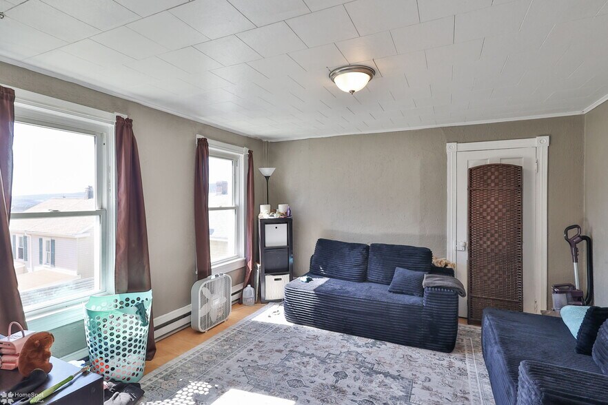 More Photos Of 302 W Abbott St, Lansford Multifamily For Sale