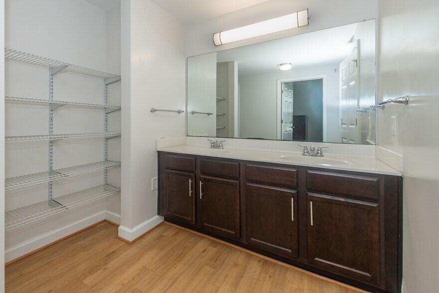 More Photos Of 5606 Campus Ridge Dr, Wise Multifamily For Sale