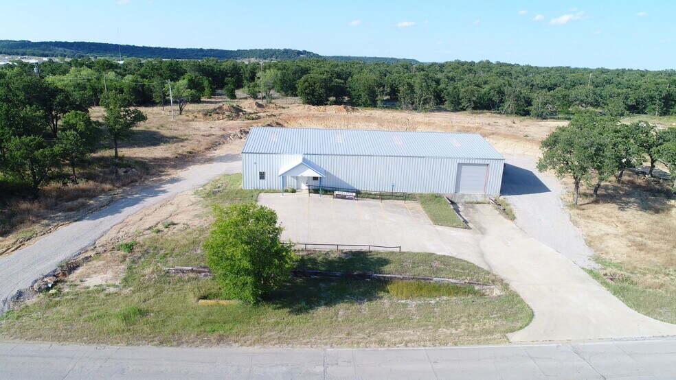More Photos Of 411 Lee Rd, Mineral Wells Warehouse For Sale