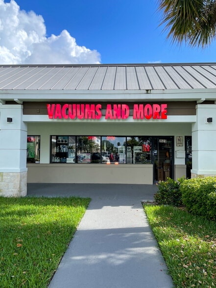 More Photos Of 2501-2565 N Dixie Hwy, Lake Worth Unknown For Lease
