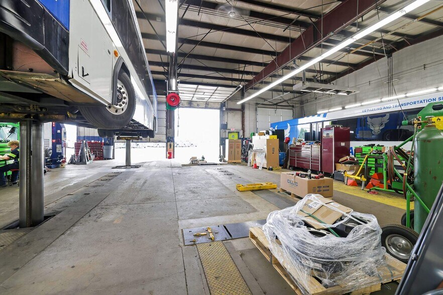 More Photos Of 2700 Millersport Hwy, Getzville Service For Sale