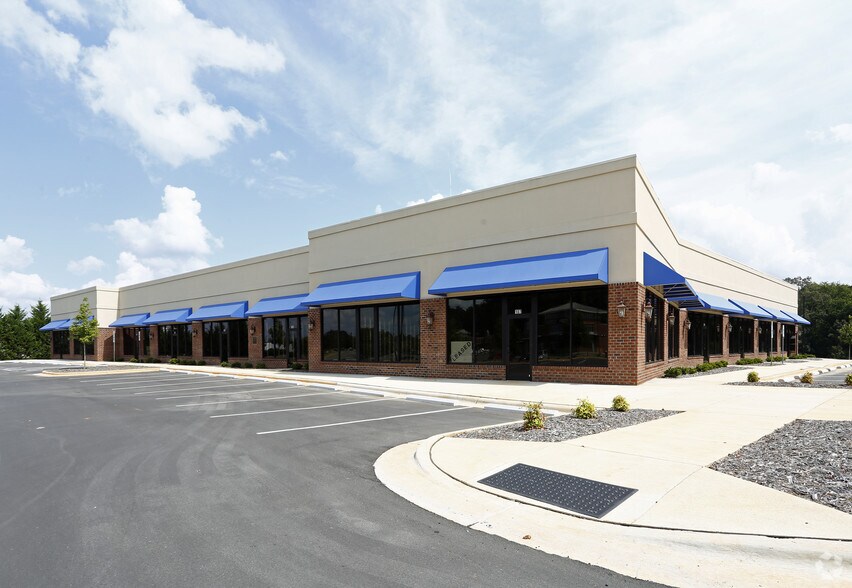 More Photos Of 193 Lowes Dr, Pittsboro Freestanding For Lease