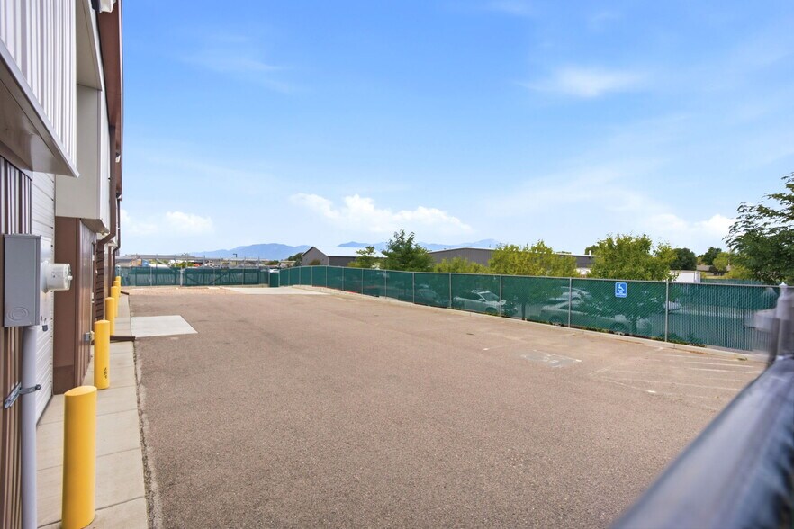 More Photos Of 7315 McClain Pt, Colorado Springs Warehouse For Lease