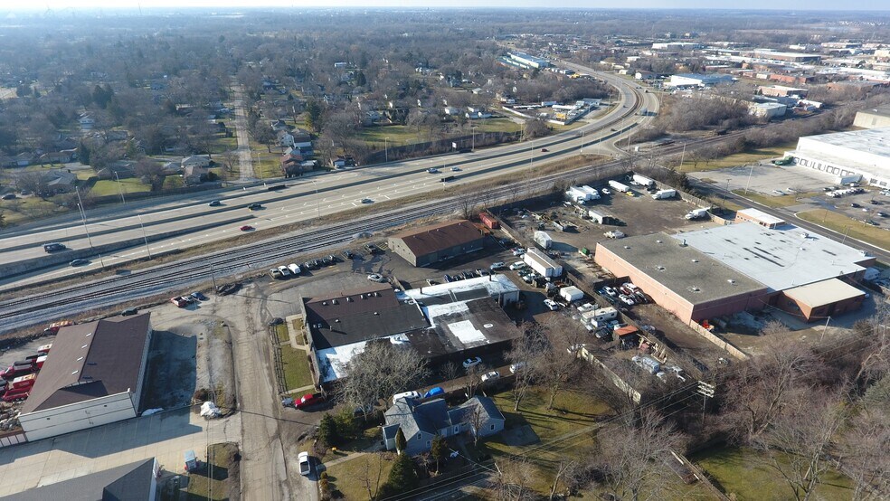 More Photos Of 3816 Grandview Ave, Gurnee Warehouse For Sale