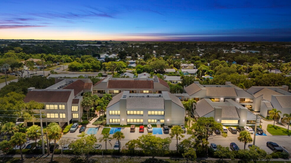 More Photos Of 900 SE Ocean Blvd, Stuart Medical For Sale