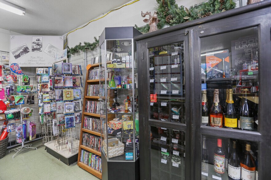 More Photos Of 31815 E Historic Columbia RI Hwy, Troutdale Convenience Store For Sale