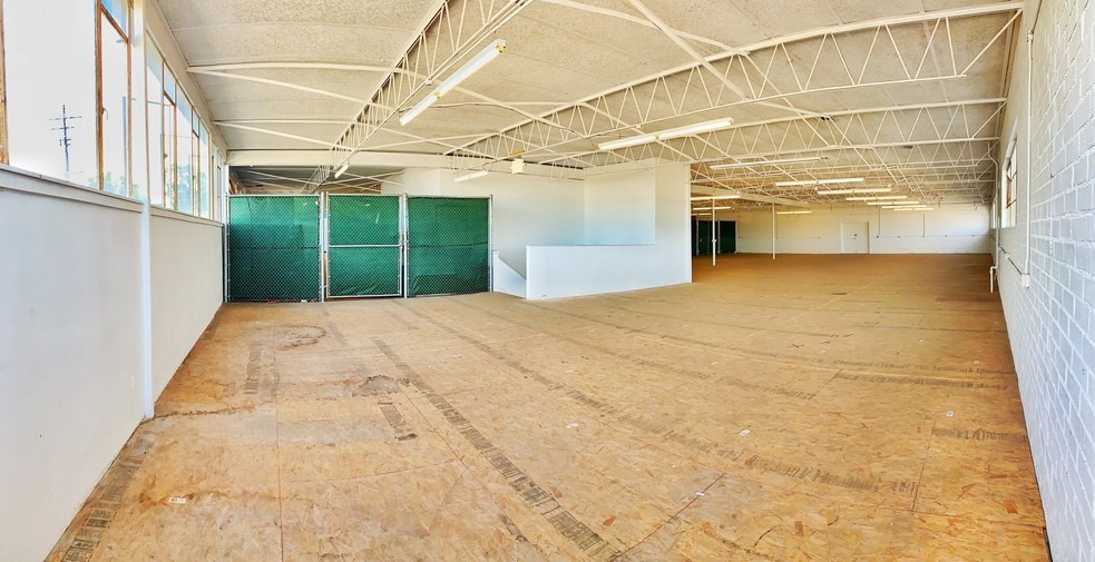 More Photos Of 124-132 Maryland St, El Segundo Unknown For Lease