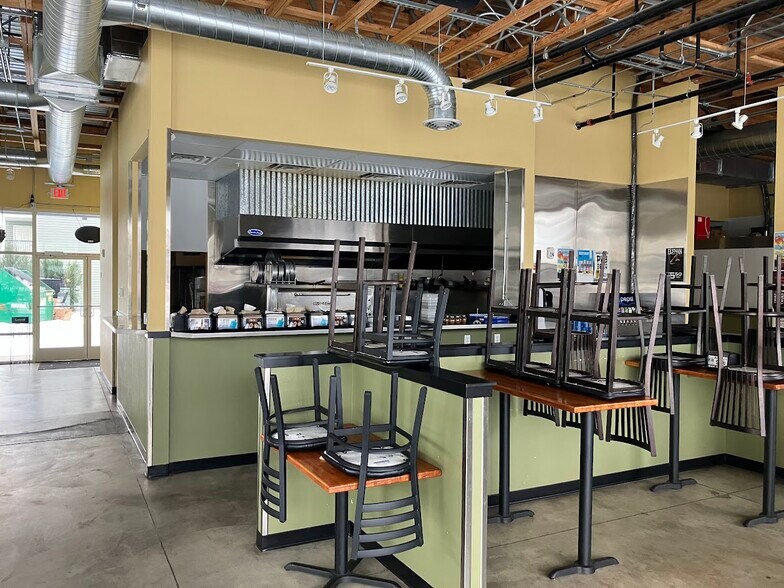 More Photos Of 12928 E Mansfield Ave, Spokane Valley General Retail For Lease