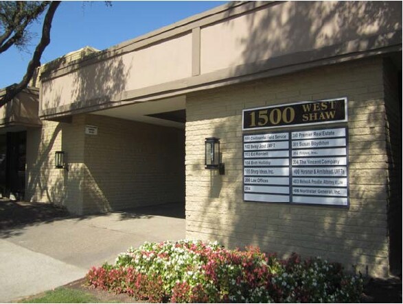 More Photos Of 1500 W Shaw Ave, Fresno Office For Lease