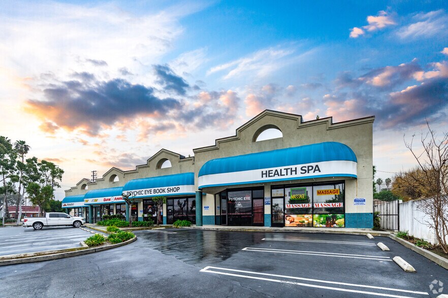 More Photos Of 3902 Pacific Coast Hwy, Torrance Unknown For Lease