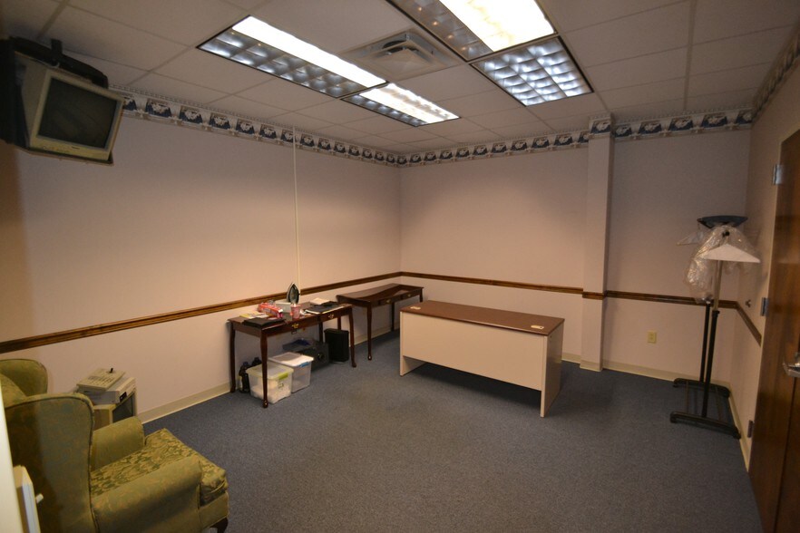 More Photos Of 3604 Macon Rd, Columbus Unknown For Lease