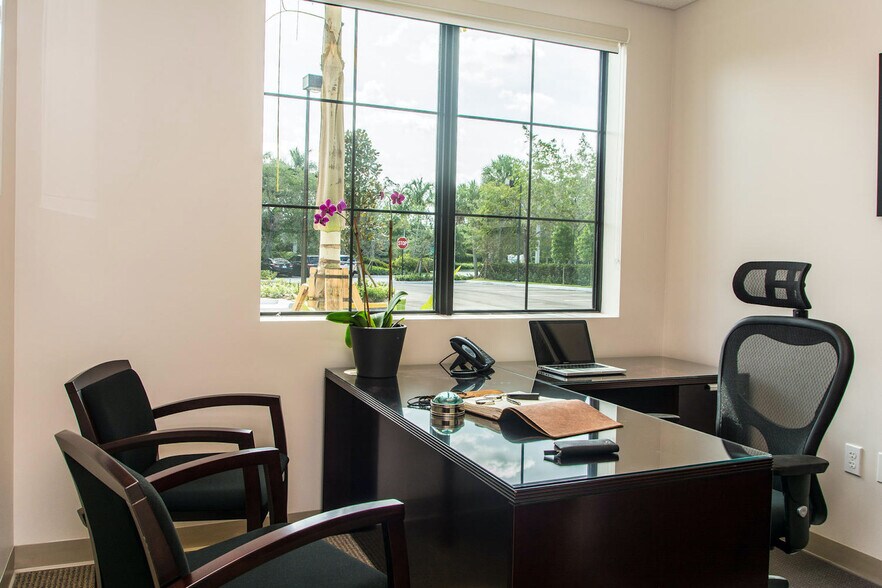 More Photos Of 1555 Bonaventure Blvd, Fort Lauderdale Office Residential For Lease