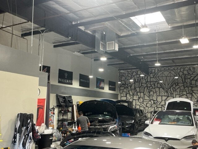 More Photos Of 5740 Corsa Ave, Westlake Village Warehouse For Lease
