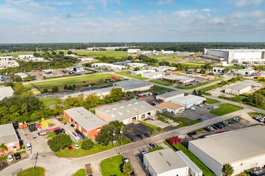 More Photos Of 7818 Depot Ln, Tampa Warehouse For Sale