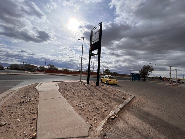 More Photos Of 455 Coors Blvd NW, Albuquerque Land For Lease