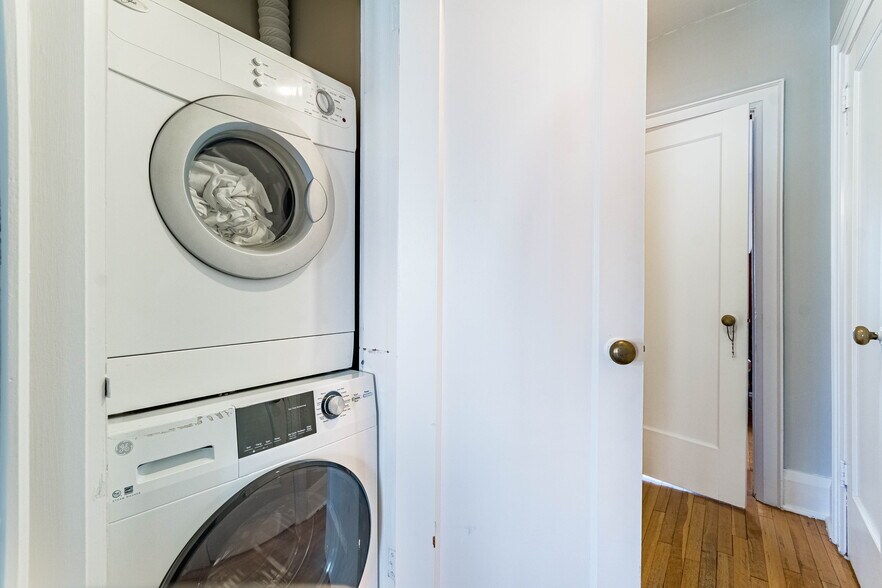 More Photos Of 14 Kilbarry Rd, Toronto Multifamily For Sale