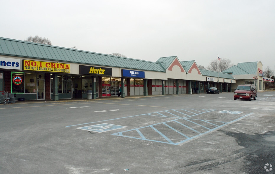 1800 Delmar Dr, Folcroft, PA 19032 For Lease