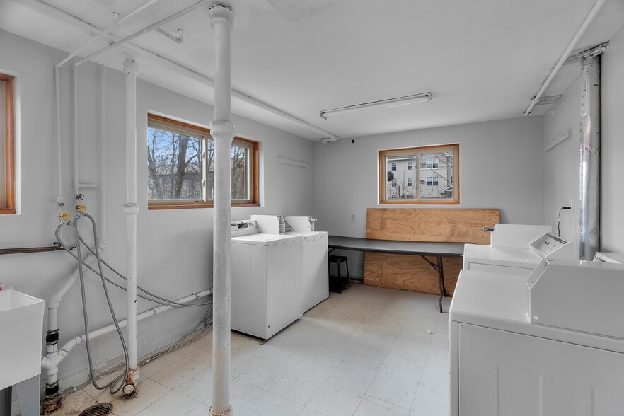 More Photos Of 1010 Lafond Ave, Saint Paul Apartments For Sale