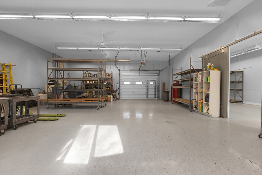 More Photos Of 42 Neal Ct, Plainville Warehouse For Sale