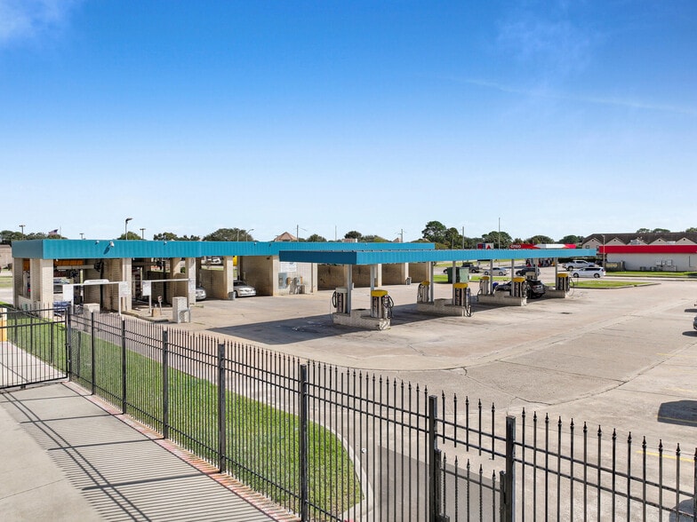 More Photos Of 8201 9th Ave, Port Arthur Carwash For Sale
