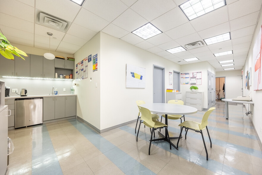 More Photos Of 8950 127th St, Richmond Hill Warehouse For Sale