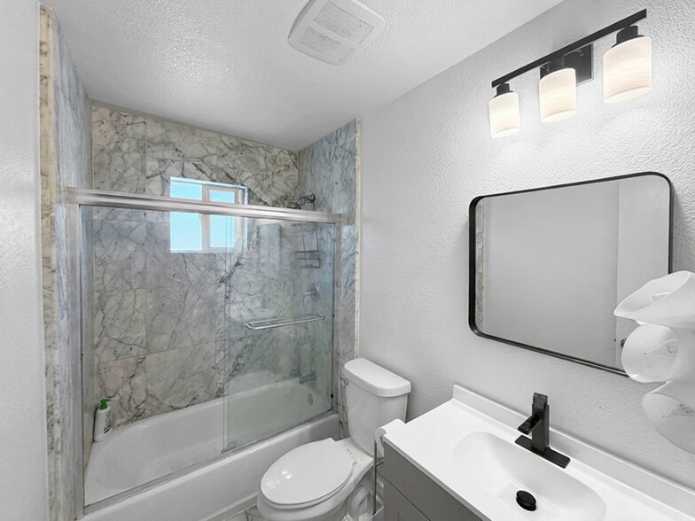 More Photos Of 204 Sunset Blvd, Hayward Apartments For Sale