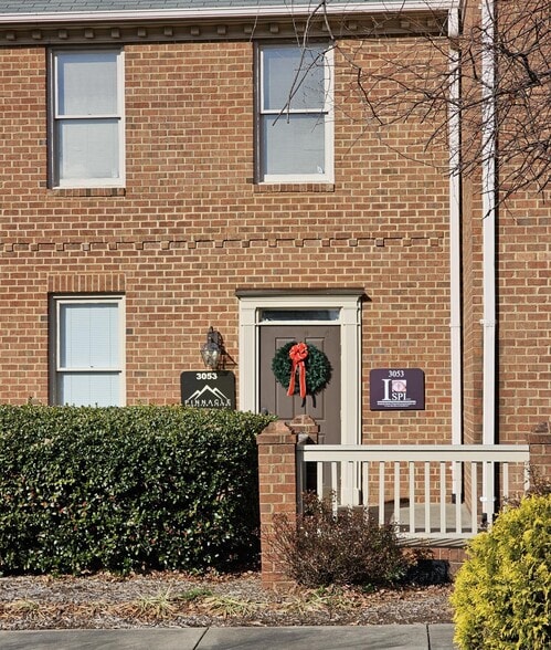 More Photos Of 3051-3057 S Church St, Burlington Office For Sale