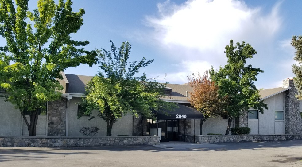 Primary Photo Of 2040 E Murray Holladay Rd, Salt Lake City Medical For Lease