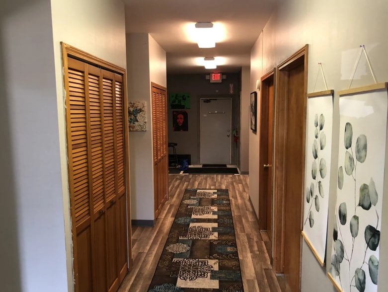 More Photos Of 814 S Main St, Lapeer Office For Lease