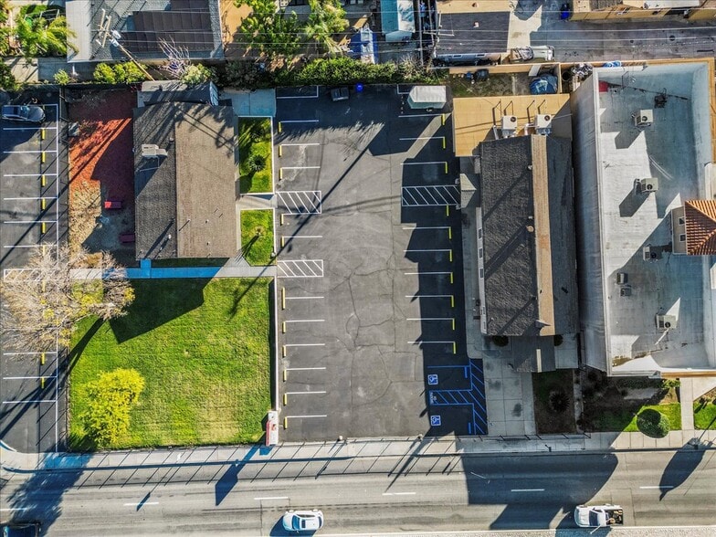 More Photos Of 11385 Cedar Ave, Bloomington Religious Facility For Sale