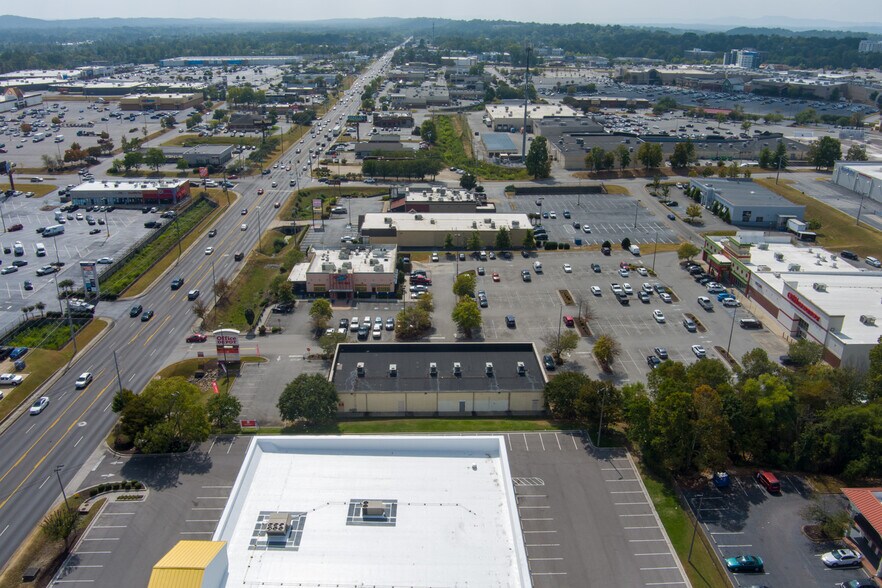 More Photos Of 2271 Gunbarrel Rd, Chattanooga Unknown For Lease