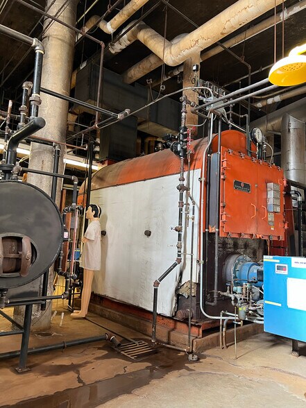 More Photos Of 2220 16th Ave N, Minneapolis Schools For Sale